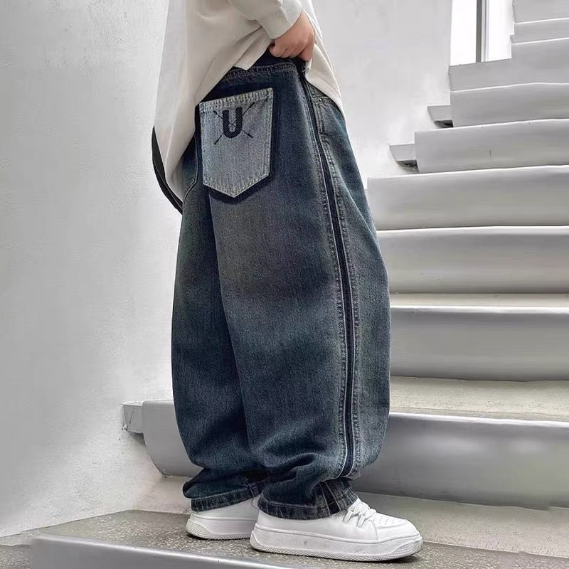 バックデザイン ワイドデニムパンツ